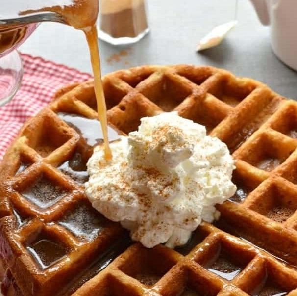 Specialty Gourmet Honey: Organic Ceylon Cinnamon Infused Raw Honey Being Poured over Waffles
