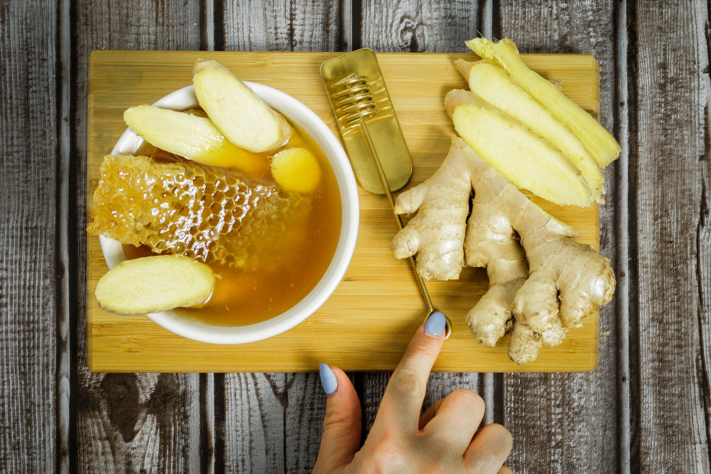 Specialty Gourmet Honey: Organic Ginger Infused Raw Honey - 12oz Jar