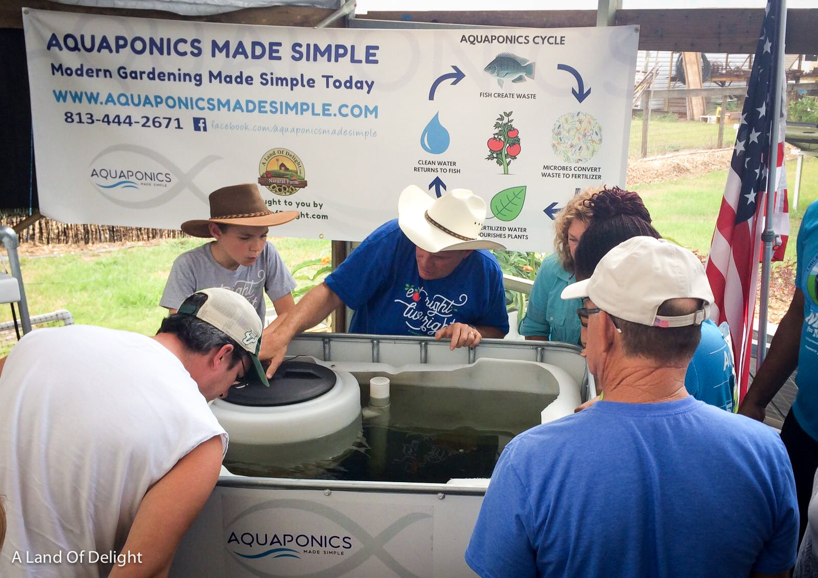 Dr. Eric Gonyon giving Aquaponics made simple class to group of people.